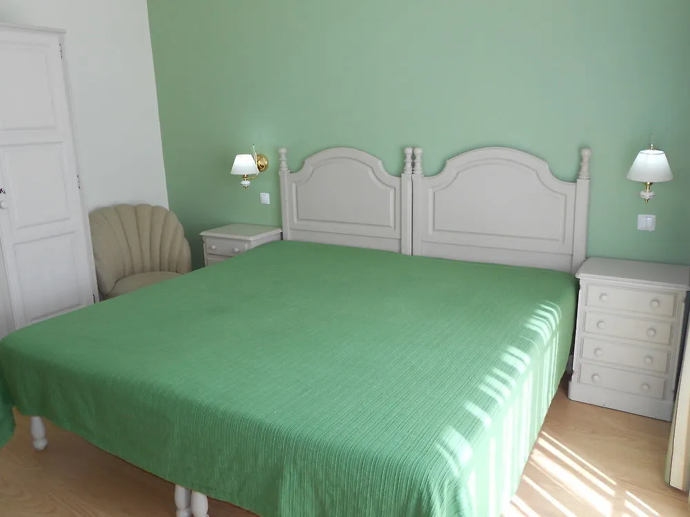 Residencial Monte Verde Ξενοδοχείο Φουνκάλ 2*,